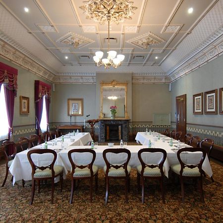 Craig'S Royal Hotel Ballarat Dış mekan fotoğraf The Boardroom