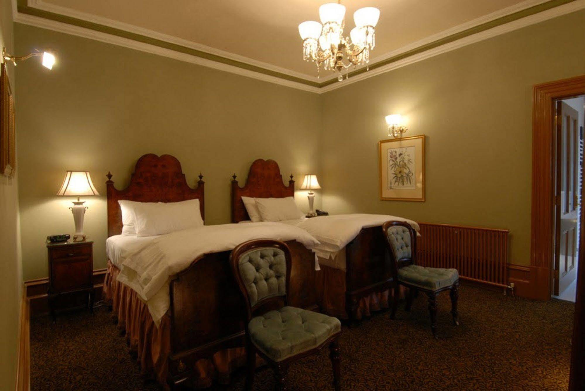 Craig'S Royal Hotel Ballarat Dış mekan fotoğraf A room at the hotel